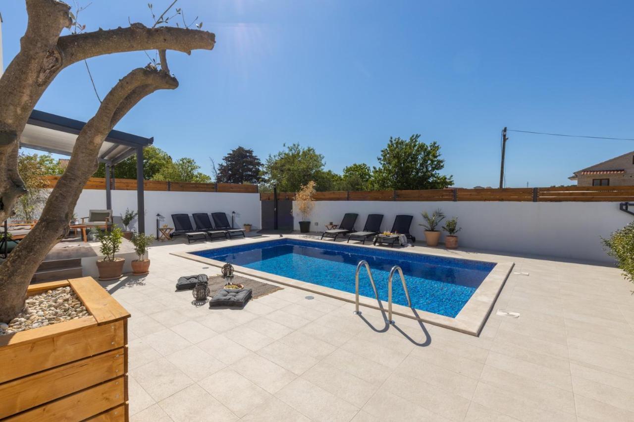 Villa Stric Toni Pakostane Ngoại thất bức ảnh